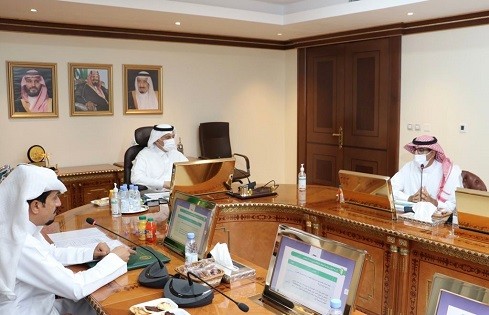 ورش العمل والزيارات والاجتماعات
